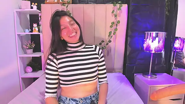 kendall saenz online show from November 2025 08:00:01 PM