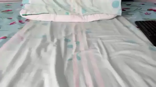 Snapshot of maybelline69 chatting on November 2025 09:59:01 PM maybelline69 online show from November 2025 09:59:01 PM