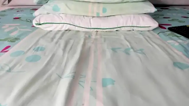 Snapshot of maybelline69 chatting on November 2025 09:03:02 PM maybelline69 online show from November 2025 09:03:02 PM