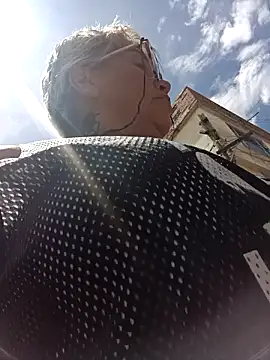 Snapshot of DirtyBIianca chatting on October 2025 03:41:01 PM DirtyBIianca online show from October 2025 03:41:01 PM