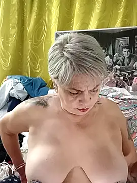 Snapshot of DirtyBIianca chatting on October 2025 11:54:02 PM DirtyBIianca online show from October 2025 11:54:02 PM