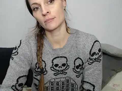 naikah714 online show from December 2024 04:18:01 PM