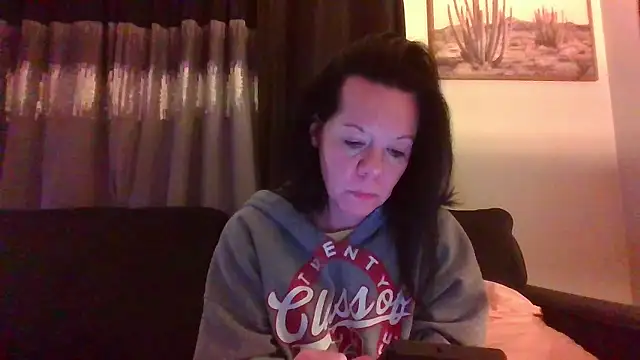 SidneyRaee online show from December 2024 01:35:01 AM