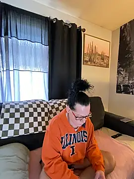 SidneyRaee online show from December 2024 06:53:02 PM