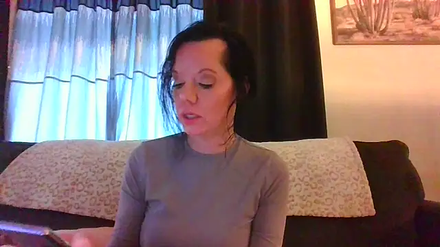 SidneyRaee online show from January 2025 08:31:02 PM