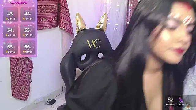 lakshmiraniii online show from November 2025 07:56:02 PM