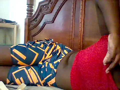 Snapshot of Sweet_bunyy chatting on March 2026 02:33:02 PM Sweet bunyy online show from March 2026 02:33:02 PM