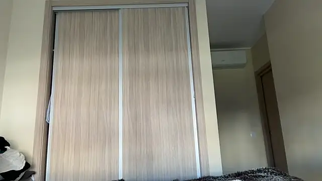 naughtyhollyxxxx online show from September 2025 07:44:02 AM