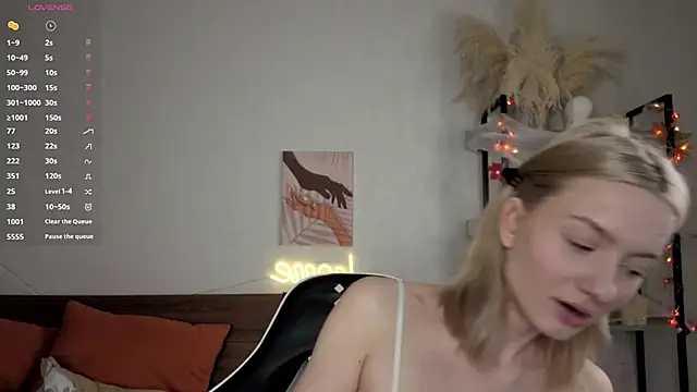 IdaValenti online show from November 2025 11:03:01 PM