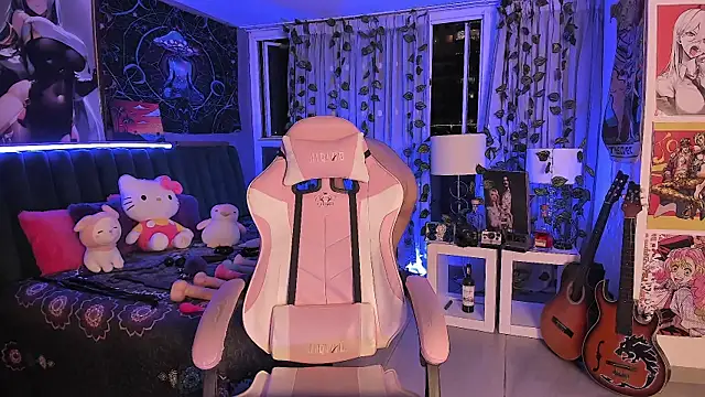 LanaKyutt online show from December 2024 12:41:02 AM