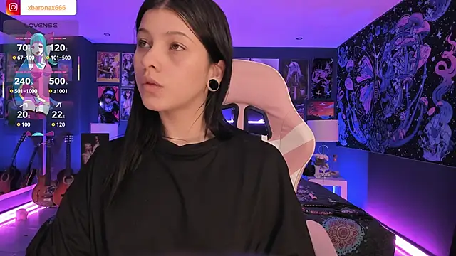 LanaKyutt online show from September 2025 10:34:02 PM