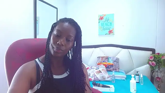 Snapshot of Sara_Marks chatting on October 2025 11:33:02 AM Sara Marks online show from October 2025 11:33:02 AM