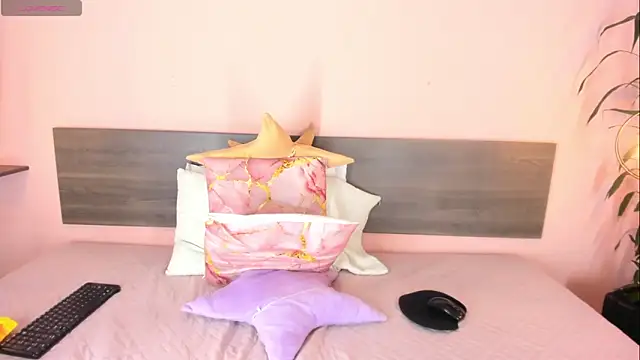 samanta joness online show from March 2026 07:15:01 AM