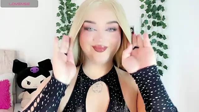 Snapshot of cattriona_muller chatting on June 2026 06:29:02 AM cattriona muller online show from June 2026 06:29:02 AM