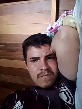 Snapshot of denca28 chatting on April 2026 06:45:01 PM denca28 online show from April 2026 06:45:01 PM