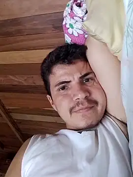 Snapshot of denca28 chatting on April 2026 06:10:01 PM denca28 online show from April 2026 06:10:01 PM