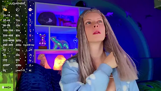 Snapshot of Flash_Summer chatting on April 2026 03:23:01 AM Flash Summer online show from April 2026 03:23:01 AM