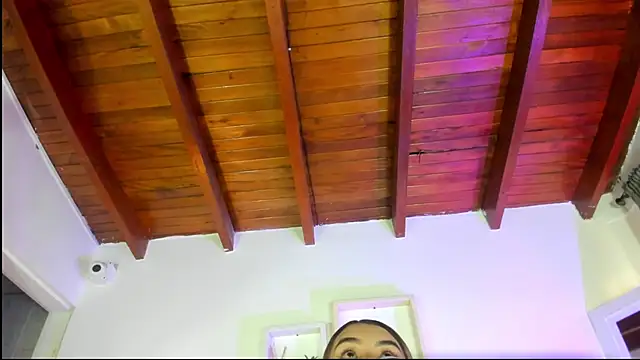 Snapshot of emmy_r chatting on November 2025 12:06:01 PM emmy r online show from November 2025 12:06:01 PM