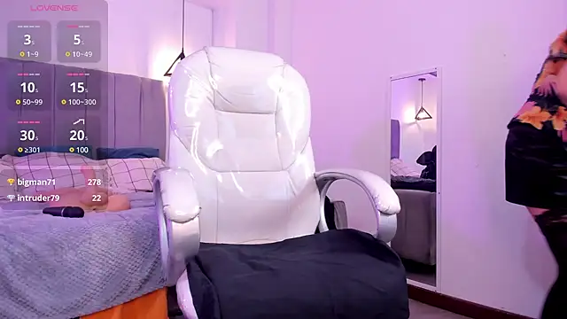 lady nylon  online show from February 2025 06:24:01 PM