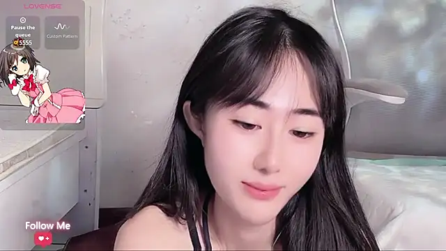 qiqi-- online show from December 2024 07:58:02 AM