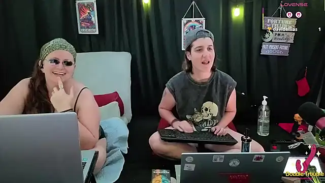 Sexy Mama-69 online show from November 2025 05:15:02 PM