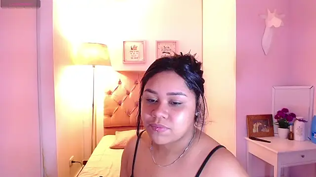 Nahom1  online show from November 2025 08:19:01 PM