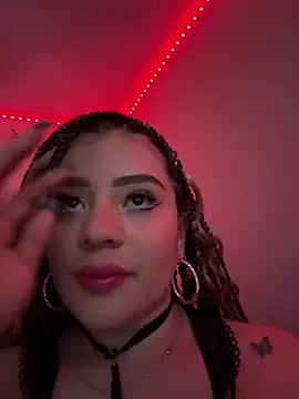 Jullieetta online show from January 2025 12:28:01 AM