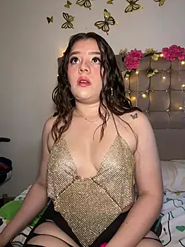 Jullieetta online show from February 2026 12:48:02 PM