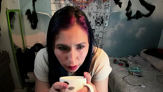 Nata bernett online show from October 2025 05:25:02 PM