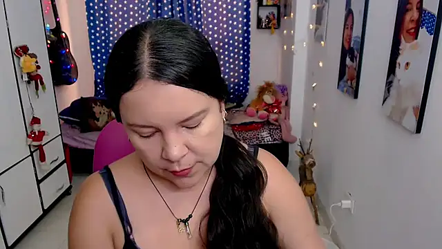 claryssa  online show from February 2026 07:44:02 PM