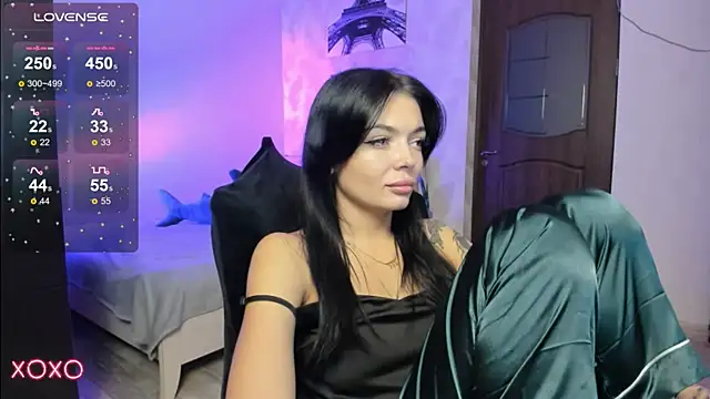 Snapshot of Mariella_Adamss chatting on February 2025 03:05:02 PM Mariella Adamss online show from February 2025 03:05:02 PM