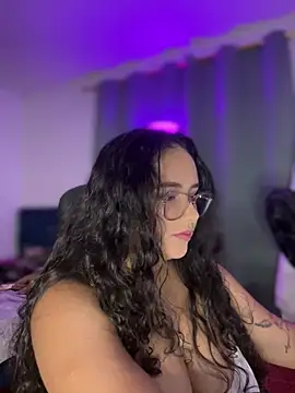 Snapshot of CurlyGirl_1 chatting on March 2026 08:09:01 PM CurlyGirl 1 online show from March 2026 08:09:01 PM