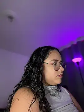 Snapshot of CurlyGirl_1 chatting on April 2026 10:58:02 PM CurlyGirl 1 online show from April 2026 10:58:02 PM