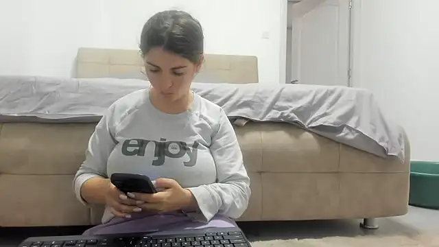 Snapshot of Hottalicia2 chatting on March 2026 02:34:01 PM Hottalicia2 online show from March 2026 02:34:01 PM