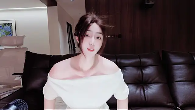 -Aricia- online show from February 2026 02:12:02 PM