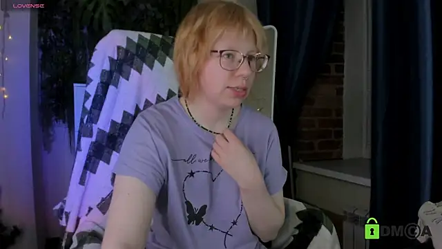 Snapshot of Melissa_Wells chatting on April 2026 09:15:01 PM Melissa Wells online show from April 2026 09:15:01 PM