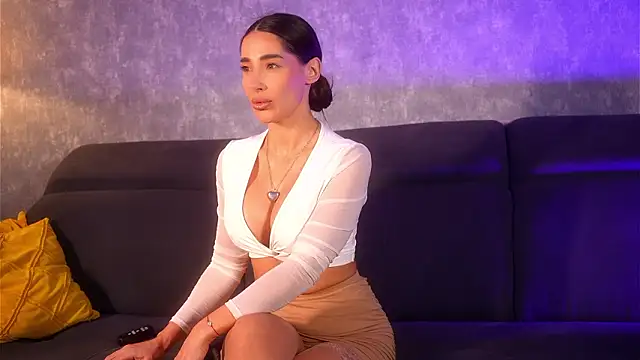 Miriam fox online show from March 2026 07:25:02 AM