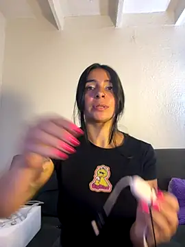 Meganmilk1 online show from November 2025 03:22:01 PM