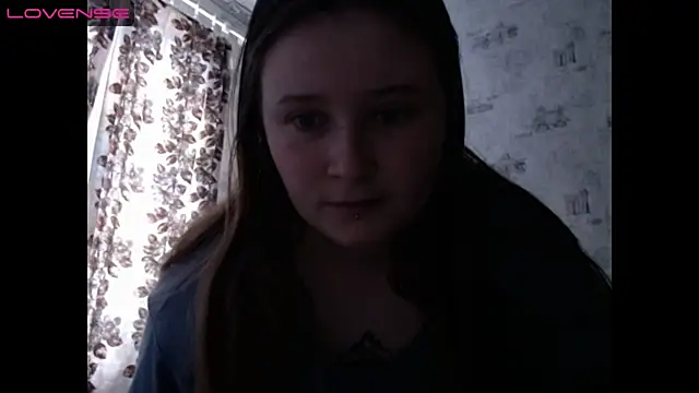 Snapshot of Light_Luna chatting on December 2024 06:32:01 AM Light Luna online show from December 2024 06:32:01 AM