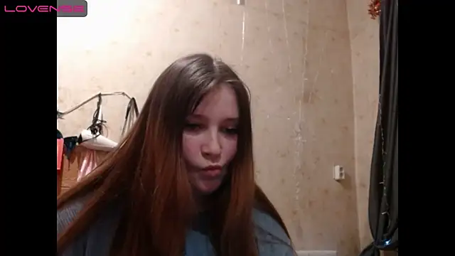 Snapshot of Light_Luna chatting on December 2024 12:49:01 PM Light Luna online show from December 2024 12:49:01 PM