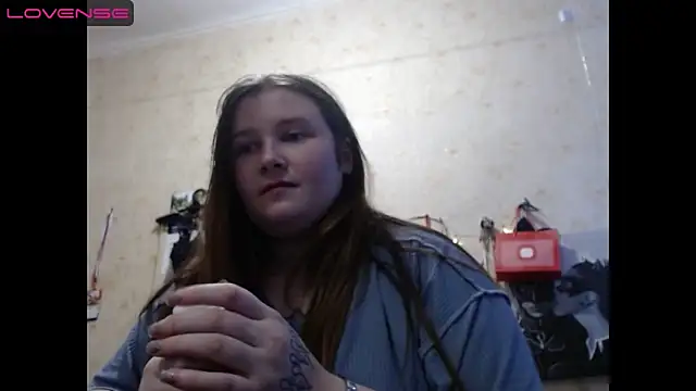 Snapshot of Light_Luna chatting on December 2024 10:28:01 AM Light Luna online show from December 2024 10:28:01 AM