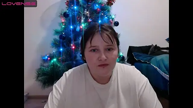 Snapshot of Light_Luna chatting on January 2025 12:35:02 PM Light Luna online show from January 2025 12:35:02 PM