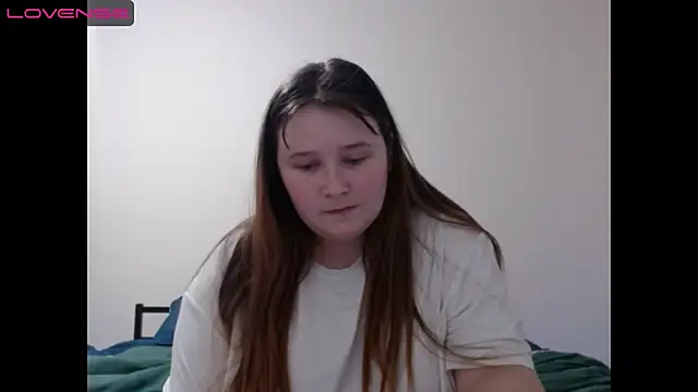 Snapshot of Light_Luna chatting on January 2025 11:46:01 AM Light Luna online show from January 2025 11:46:01 AM