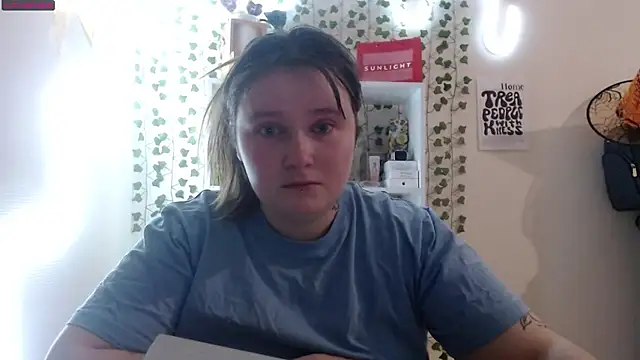 Snapshot of Light_Luna chatting on January 2025 11:26:02 AM Light Luna online show from January 2025 11:26:02 AM