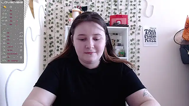 Snapshot of Light_Luna chatting on February 2025 07:29:01 AM Light Luna online show from February 2025 07:29:01 AM