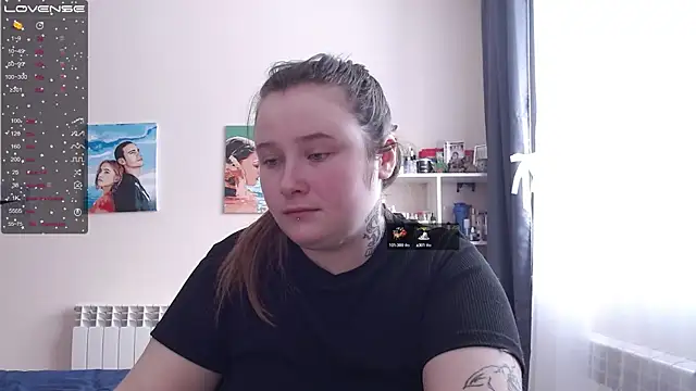 Snapshot of Light_Luna chatting on February 2025 03:58:02 AM Light Luna online show from February 2025 03:58:02 AM