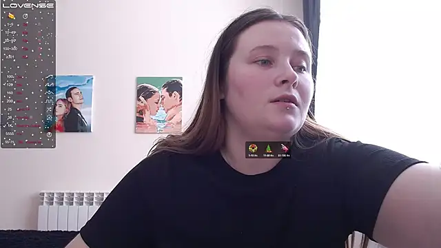 Snapshot of Light_Luna chatting on March 2025 05:09:01 AM Light Luna online show from March 2025 05:09:01 AM