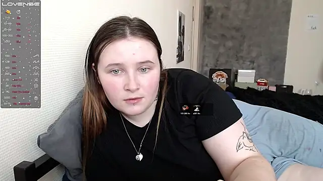 Snapshot of Light_Luna chatting on March 2025 08:13:01 AM Light Luna online show from March 2025 08:13:01 AM