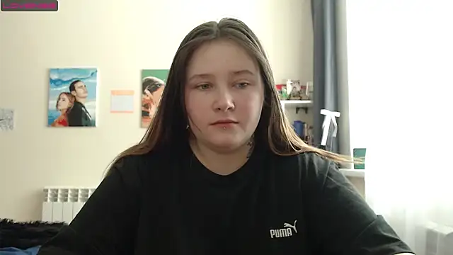 Snapshot of Light_Luna chatting on March 2025 04:40:02 AM Light Luna online show from March 2025 04:40:02 AM