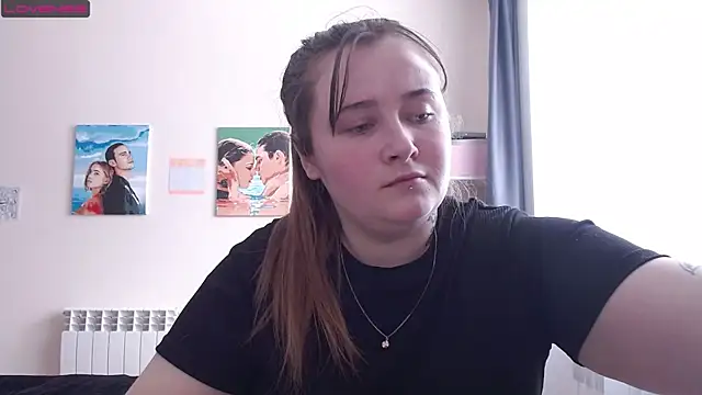 Snapshot of Light_Luna chatting on March 2025 06:37:01 AM Light Luna online show from March 2025 06:37:01 AM